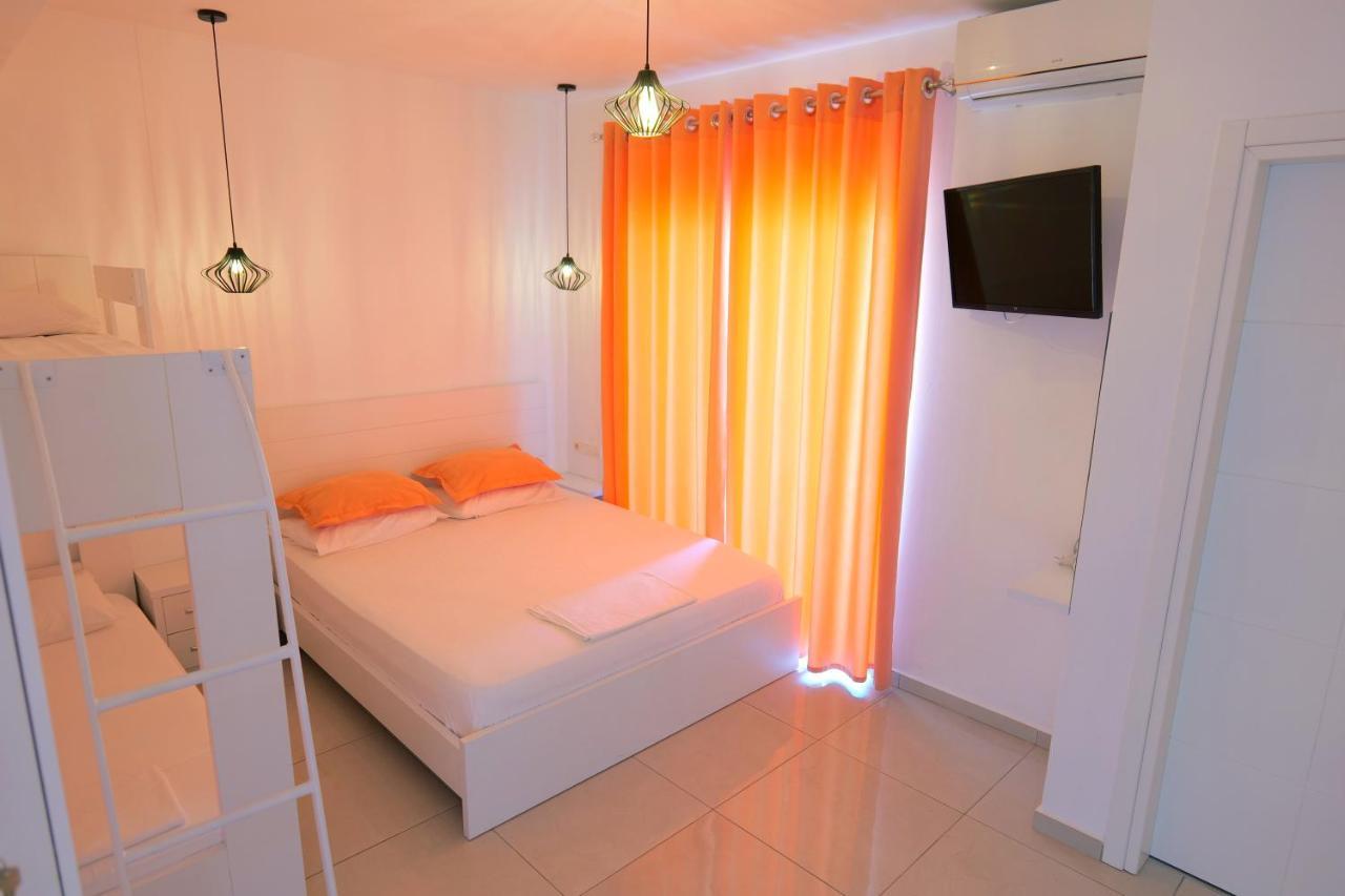Vila Unique Aparthotel Ksamil Exterior foto